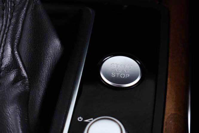 Audi A6 IV (C7) с пробегом 2014 года, цена 1 949 000 рублей, 211797 км, седан, Автокод Объявления