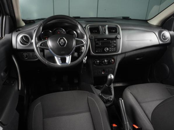 Renault Logan II Рестайлинг с пробегом 2019 года, цена 869 000 рублей, 103552 км, седан, Автокод Объявления