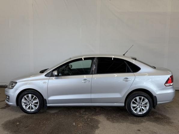 Volkswagen Polo V Рестайлинг с пробегом 2016 года, цена 1 150 000 рублей, 80643 км, седан, Автокод Объявления