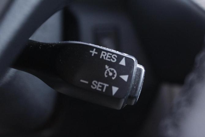 Toyota RAV4 IV (XA40) Рестайлинг с пробегом 2017 года, цена 2 840 000 рублей, 114804 км, внедорожник, Автокод Объявления