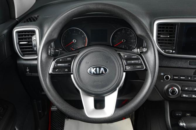 Kia Sportage IV Рестайлинг с пробегом 2019 года, цена 2 449 000 рублей, 108186 км, внедорожник, Автокод Объявления