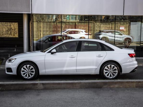Audi A4 V (B9) Рестайлинг с пробегом 2020 года, цена 3 249 000 рублей, 22687 км, седан, Автокод Объявления
