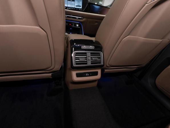 Audi Q5 III с пробегом 2026 года, цена 6 160 000 рублей, 11 км, внедорожник, Автокод Объявления