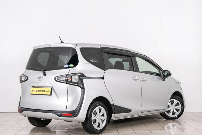 Toyota Sienta II Рестайлинг с пробегом 2019 года, цена 1 329 000 рублей, 109605 км, компактвэн, Автокод Объявления