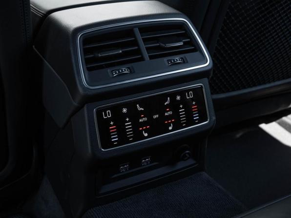 Audi S6 V (C8) с пробегом 2020 года, цена 7 437 800 рублей, 48292 км, седан, Автокод Объявления