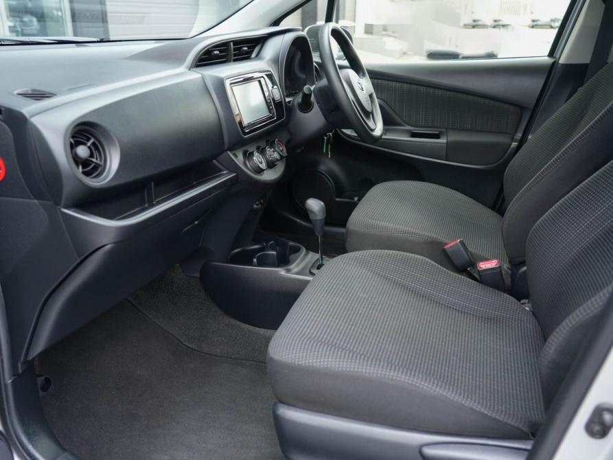 Toyota Vitz III (XP130) Рестайлинг 2 Новосибирск  - изображение 18