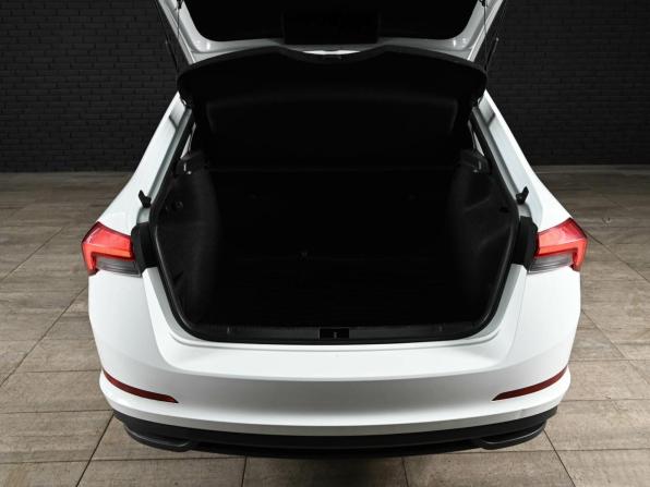 Skoda Rapid II с пробегом 2020 года, цена 1 645 000 рублей, 91235 км, лифтбек, Автокод Объявления