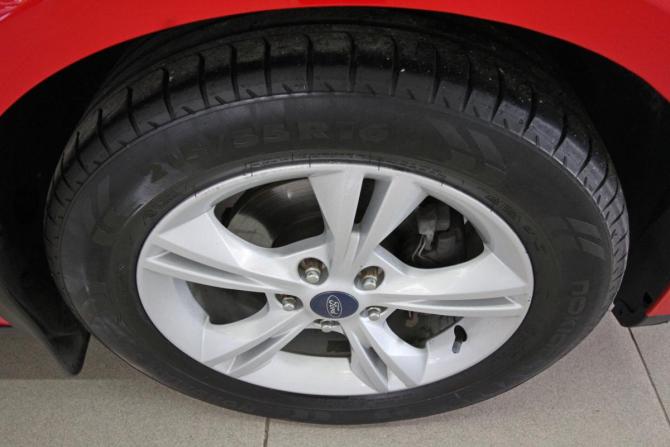 Ford Focus III с пробегом 2014 года, цена 830 000 рублей, 159044 км, хэтчбек, Автокод Объявления