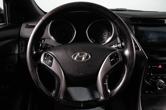 Hyundai Elantra V (MD) Рестайлинг с пробегом 2014 года, цена 979 000 рублей, 180000 км, седан, Автокод Объявления