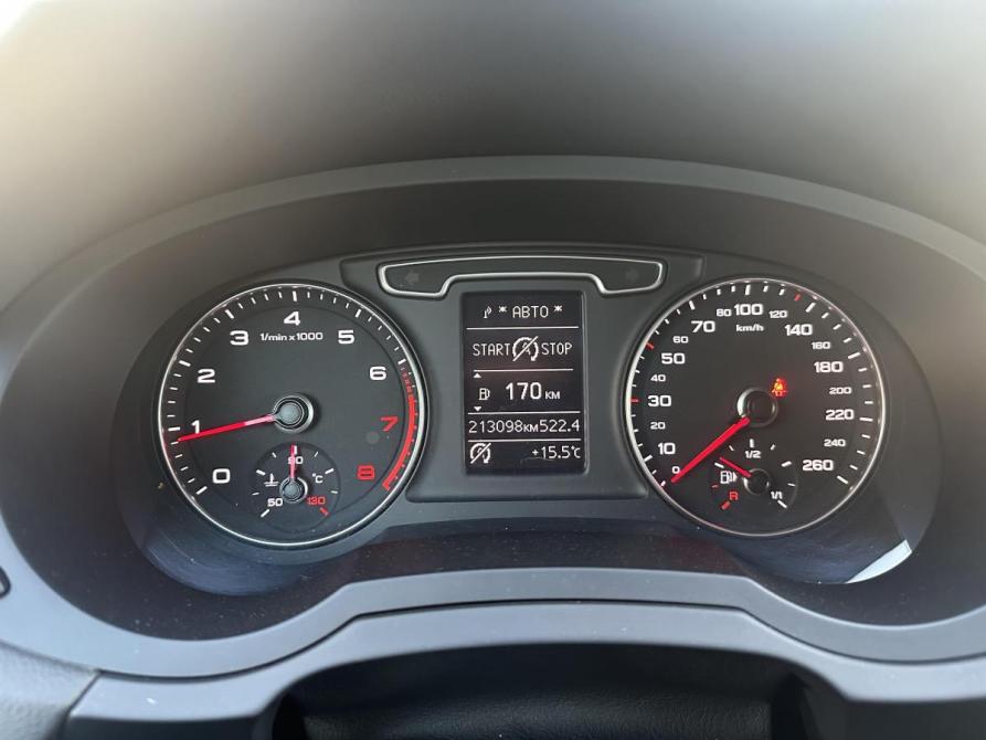 Audi Q3 I (8U) Москва  - изображение 9