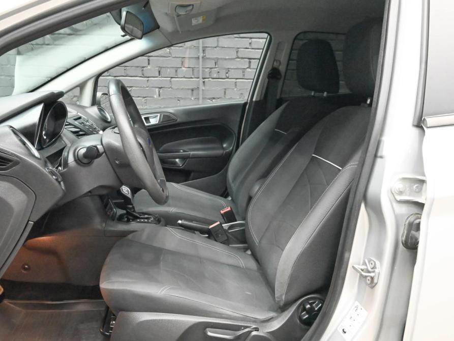Ford Fiesta Mk6 Рестайлинг Екатеринбург  - изображение 18