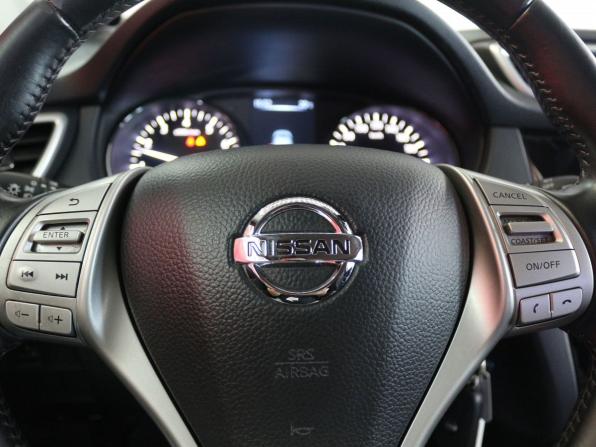 Nissan Qashqai II с пробегом 2014 года, цена 1 170 000 рублей, 210819 км, внедорожник, Автокод Объявления