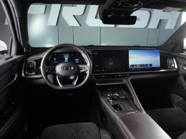 Geely Monjaro I Рестайлинг 2 (China Market) с пробегом 2025 года, цена 3 790 000 рублей, 40100 км, внедорожник, Автокод Объявления