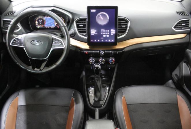 Lada (ВАЗ) Vesta I Рестайлинг (NG) с пробегом 2024 года, цена 1 750 000 рублей, 28572 км, универсал, Автокод Объявления