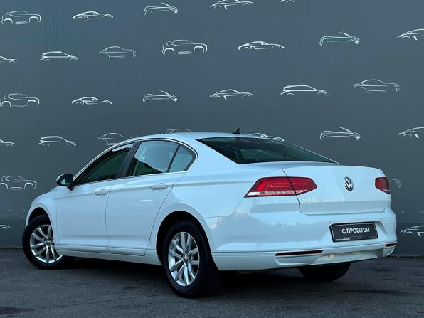 Volkswagen Passat B8 с пробегом 2018 года, цена 2 145 600 рублей, 94016 км, седан, Автокод Объявления