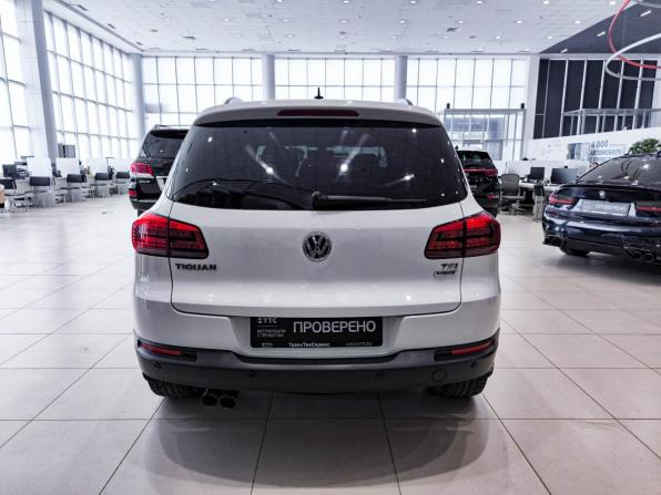 Volkswagen Tiguan I Рестайлинг с пробегом 2016 года, цена 1 399 000 рублей, 159979 км, внедорожник, Автокод Объявления