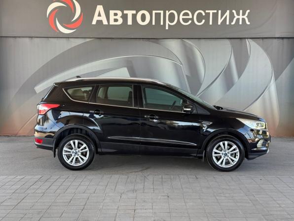 Ford Kuga II Рестайлинг с пробегом 2018 года, цена 1 678 000 рублей, 124350 км, внедорожник, Автокод Объявления