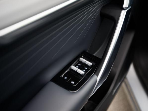 Geely Atlas II с пробегом 2023 года, цена 2 360 000 рублей, 35061 км, внедорожник, Автокод Объявления