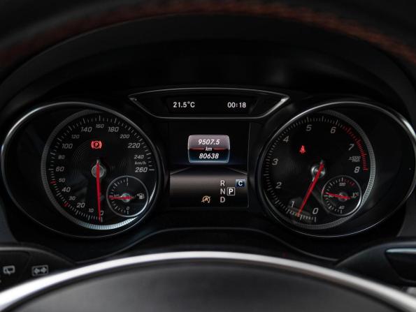Mercedes-Benz GLA I (X156) Рестайлинг с пробегом 2018 года, цена 2 640 000 рублей, 80638 км, внедорожник, Автокод Объявления