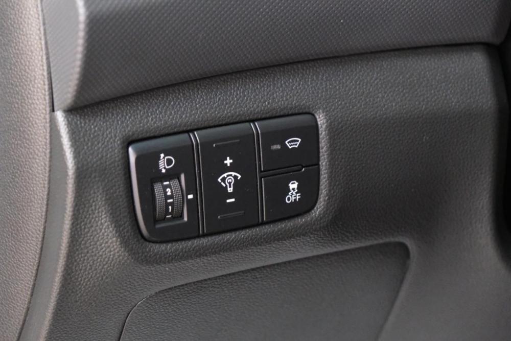 Hyundai Creta I Рестайлинг Омск  - изображение 11