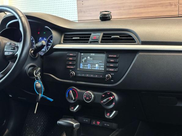 Kia Rio IV с пробегом 2020 года, цена 1 510 000 рублей, 77895 км, седан, Автокод Объявления