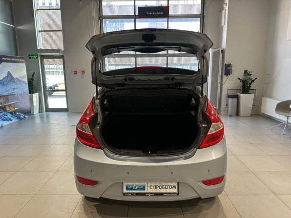 Hyundai Solaris I с пробегом 2012 года, цена 715 000 рублей, 204215 км, хэтчбек, Автокод Объявления