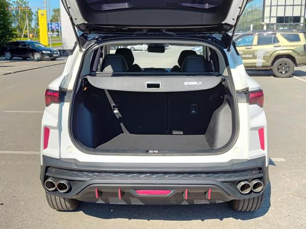 Geely Coolray I Рестайлинг с пробегом 2023 года, цена 1 999 000 рублей, 13657 км, внедорожник, Автокод Объявления