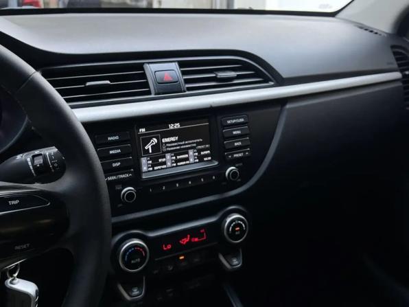 Kia Rio IV с пробегом 2017 года, цена 1 420 000 рублей, 56929 км, седан, Автокод Объявления