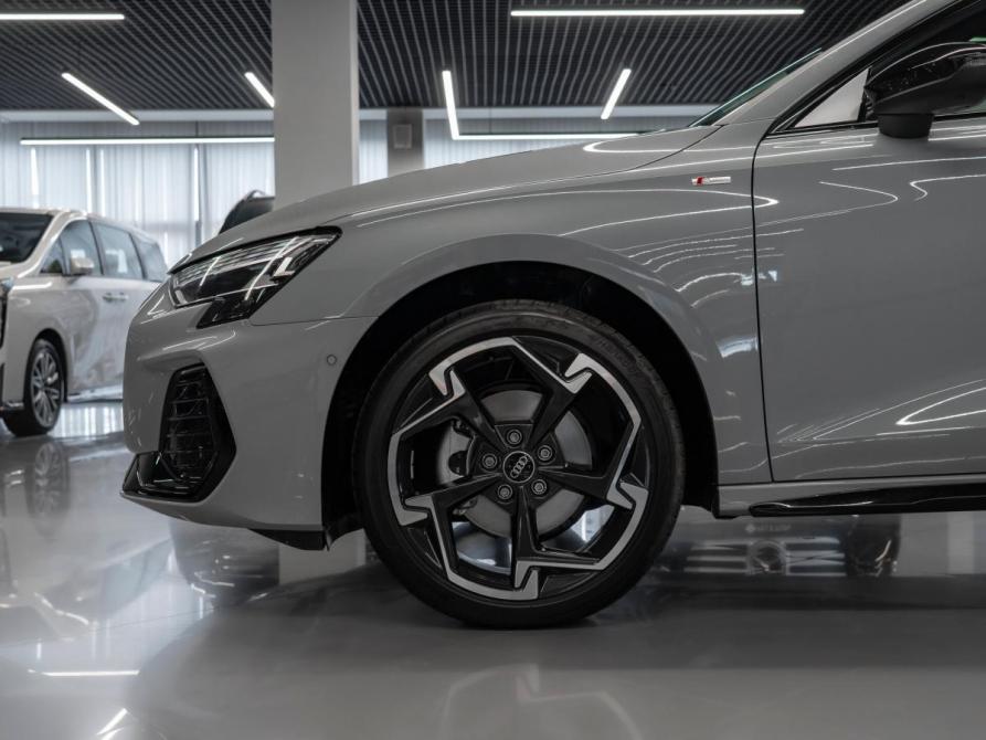 Audi A3 IV (8Y) Рестайлинг Москва  - изображение 29
