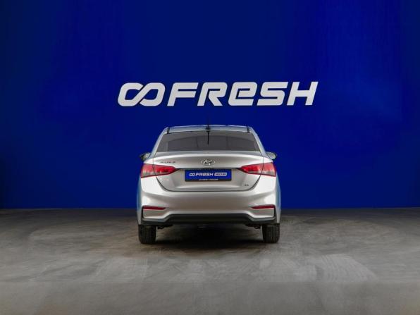 Hyundai Solaris II с пробегом 2019 года, цена 1 393 055 рублей, 97471 км, седан, Автокод Объявления
