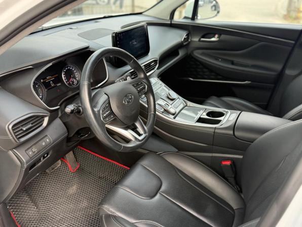 Hyundai Santa Fe IV Рестайлинг с пробегом 2021 года, цена 3 549 000 рублей, 55000 км, внедорожник, Автокод Объявления