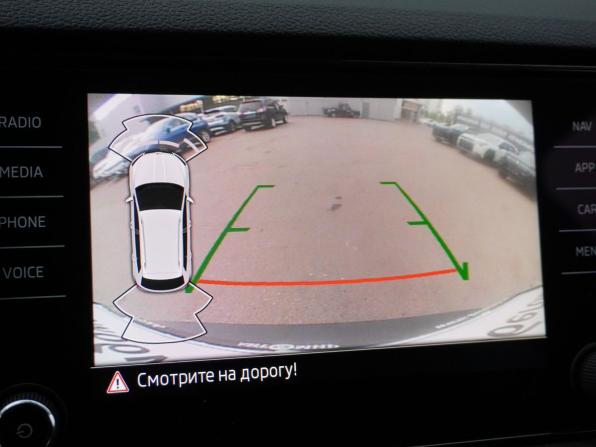 Skoda Karoq I с пробегом 2021 года, цена 2 490 000 рублей, 69253 км, внедорожник, Автокод Объявления