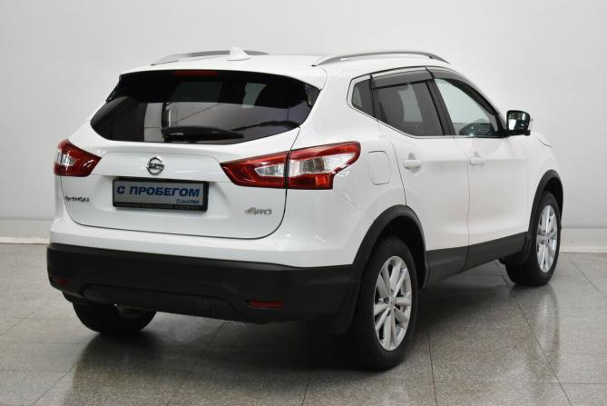 Nissan Qashqai II с пробегом 2017 года, цена 1 800 000 рублей, 125798 км, внедорожник, Автокод Объявления