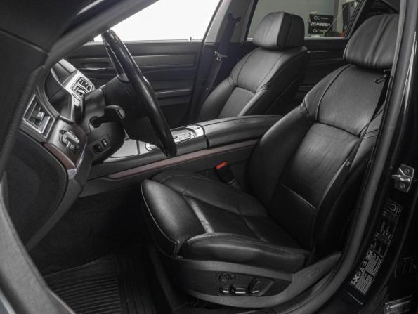 BMW 7 серии V (F01/F02/F04) с пробегом 2012 года, цена 2 249 000 рублей, 185574 км, седан, Автокод Объявления