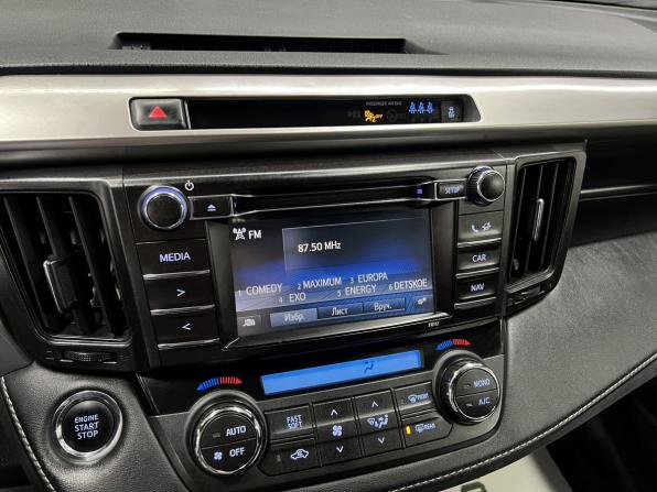 Toyota RAV4 IV (XA40) Рестайлинг с пробегом 2016 года, цена 1 895 000 рублей, 174819 км, внедорожник, Автокод Объявления