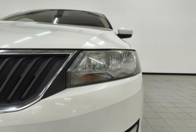 Skoda Rapid I с пробегом 2015 года, цена 829 500 рублей, 204724 км, лифтбек, Автокод Объявления