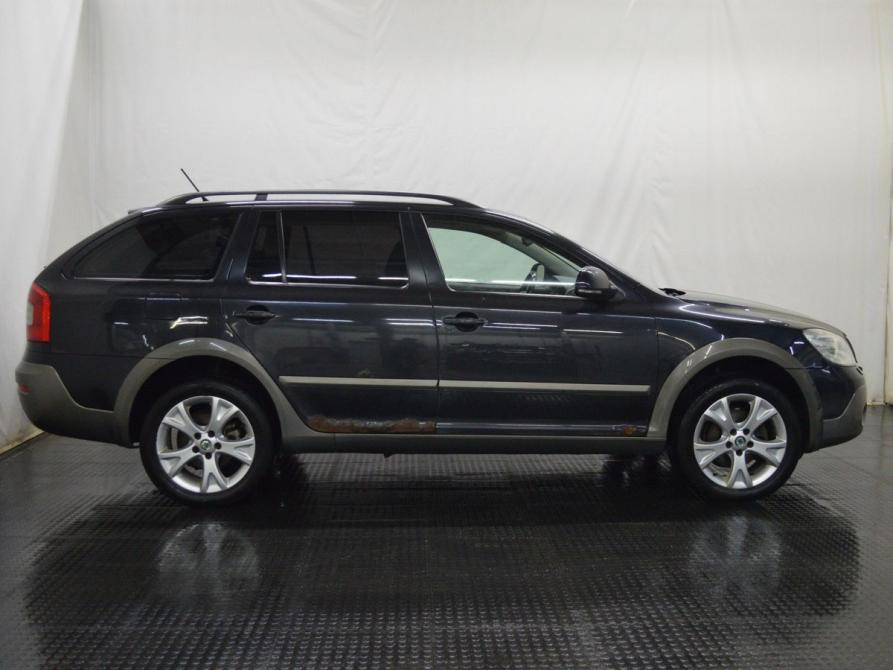 Skoda Octavia II (A5) Рестайлинг Санкт-Петербург  - изображение 4
