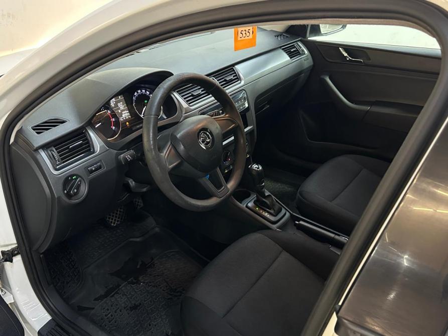 Skoda Rapid I Санкт-Петербург  - изображение 7