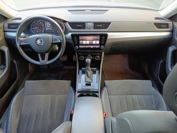 Skoda Superb III с пробегом 2017 года, цена 1 779 000 рублей, 126261 км, лифтбек, Автокод Объявления