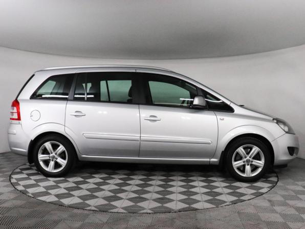 Opel Zafira B Рестайлинг с пробегом 2013 года, цена 849 000 рублей, 156718 км, компактвэн, Автокод Объявления