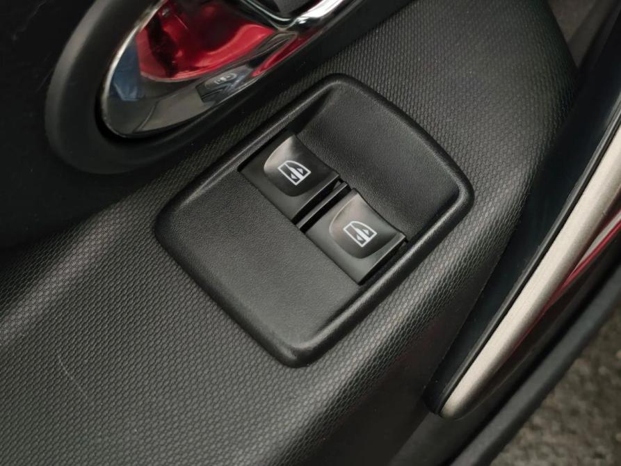 Renault Sandero II Санкт-Петербург  - изображение 14