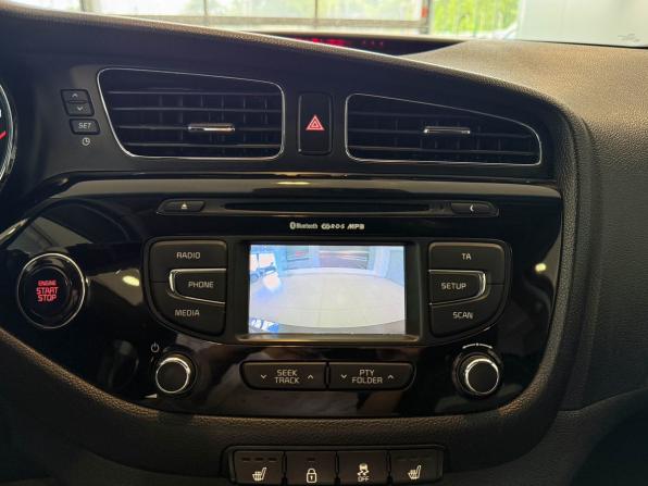 Kia Ceed II с пробегом 2014 года, цена 1 167 000 рублей, 144788 км, хэтчбек, Автокод Объявления