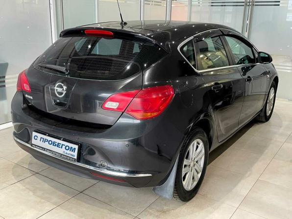 Opel Astra J Рестайлинг с пробегом 2014 года, цена 694 000 рублей, 231512 км, хэтчбек, Автокод Объявления
