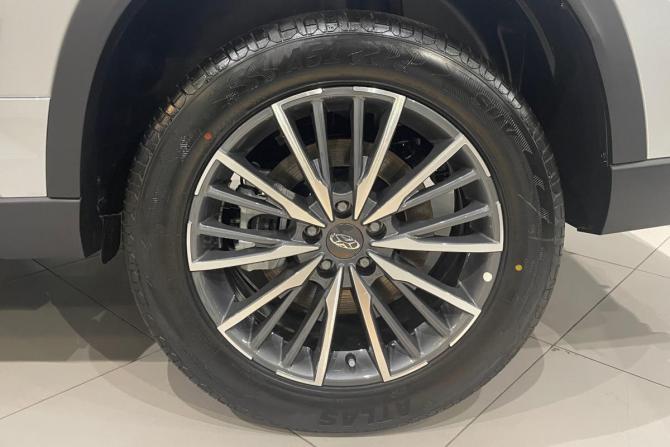 Новый Xcite X-Cross 8 2024 года, цена 2 859 000 рублей, внедорожник, Автокод Объявления