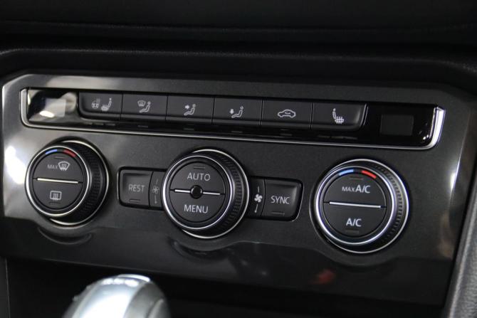 Volkswagen Tiguan II с пробегом 2017 года, цена 2 410 150 рублей, 173123 км, внедорожник, Автокод Объявления