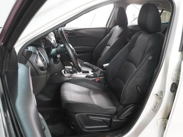 Mazda 3 III (BM) с пробегом 2014 года, цена 1 219 000 рублей, 101666 км, хэтчбек, Автокод Объявления