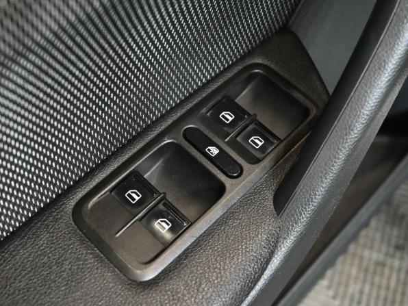 Skoda Yeti I с пробегом 2013 года, цена 920 000 рублей, 129850 км, внедорожник, Автокод Объявления