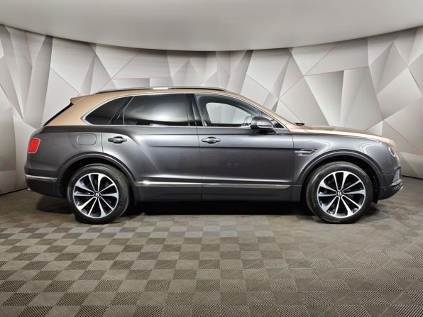 Bentley Bentayga I с пробегом 2018 года, цена 8 241 000 рублей, 108589 км, внедорожник, Автокод Объявления