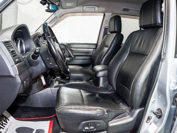 Mitsubishi Pajero IV Рестайлинг 1 с пробегом 2011 года, цена 2 150 000 рублей, 202748 км, внедорожник, Автокод Объявления