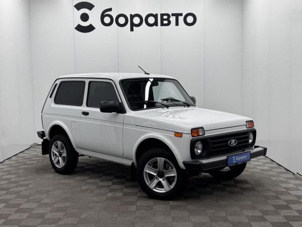 Lada (ВАЗ) Niva Legend с пробегом 2024 года, цена 955 000 рублей, 1439 км, внедорожник, Автокод Объявления